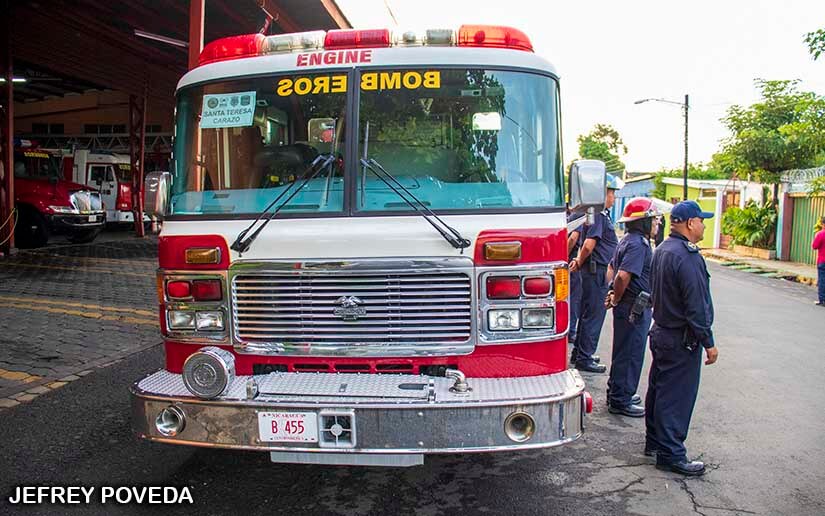 BOMBEROS